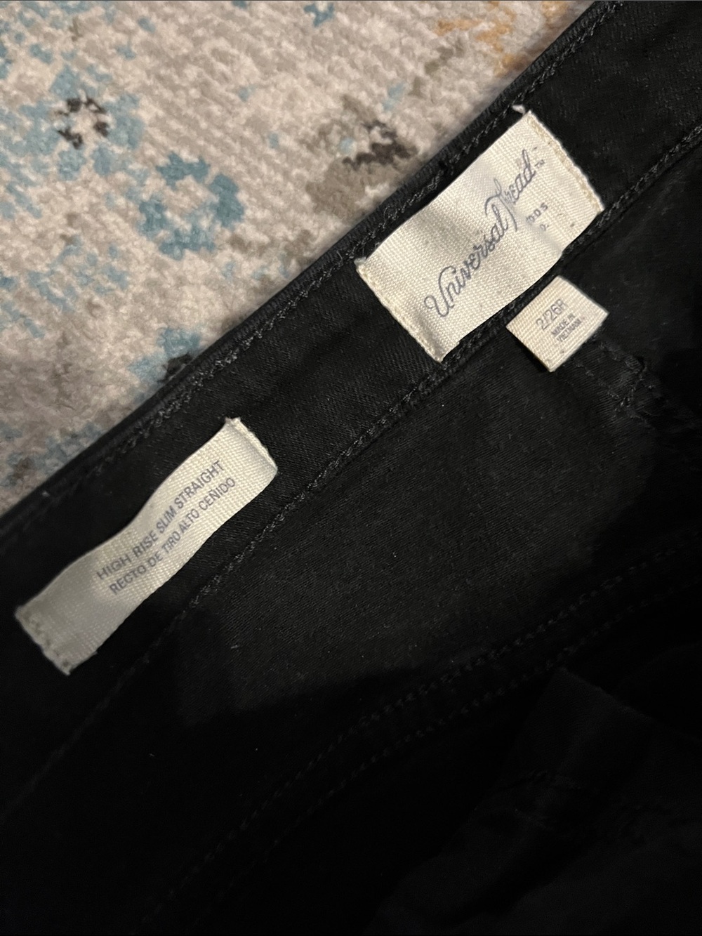 Universal Thread Black High-Rise Slim Straight Denim Pants - Picture 4 of 13